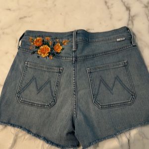 MOTHER Denim Patchie Shorts size 25
